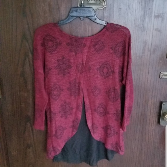 Red & Black Mixed Material Flowy Top - Picture 3 of 5